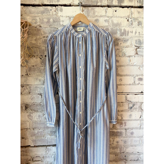 Hartford Women's Ryton Woven Dress in blue, stylish women's dress with woven fabric, casual and comfortable for everyday wear.