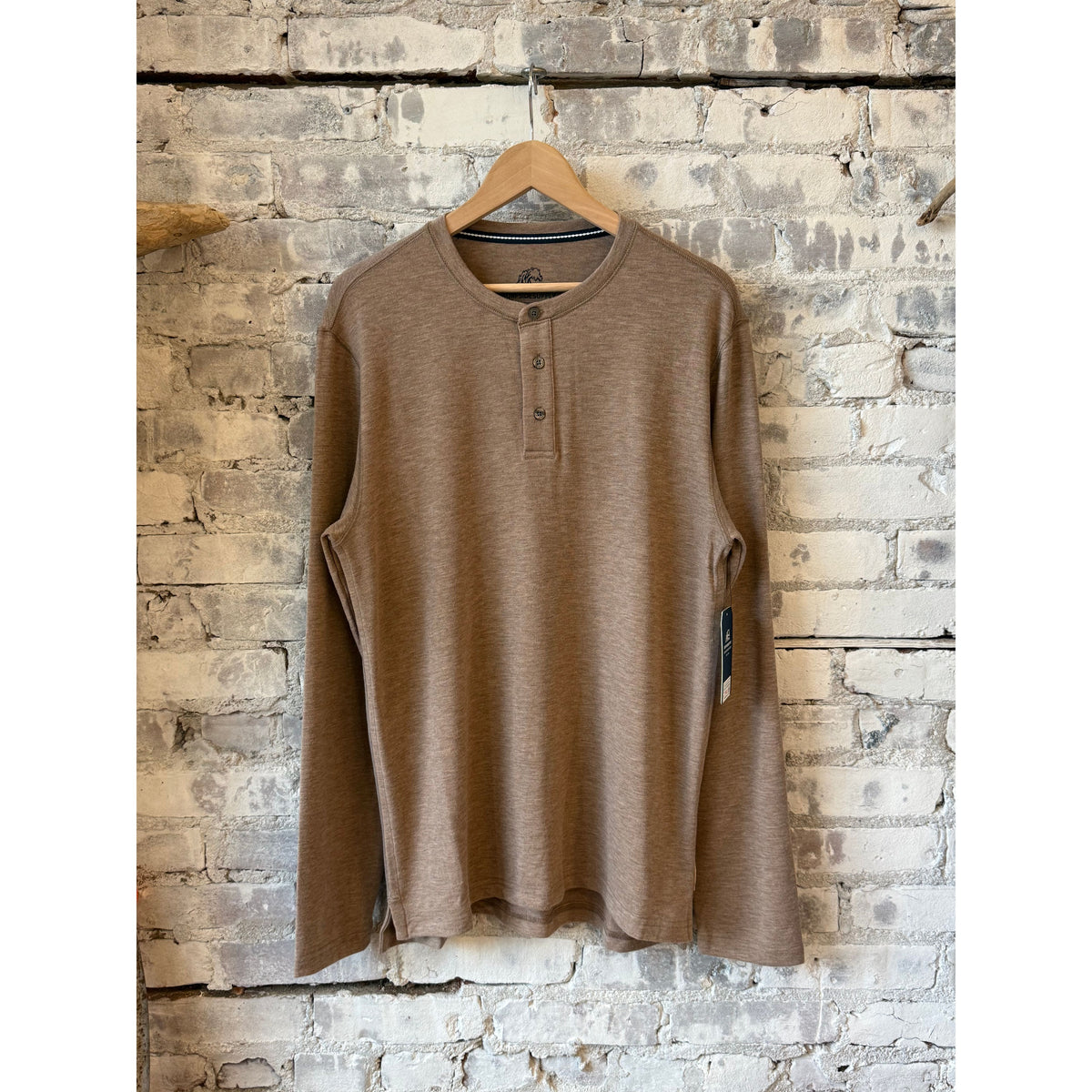 Surfside Supply Sean Super Soft Classic Henley - Camel Heather Dim Gray