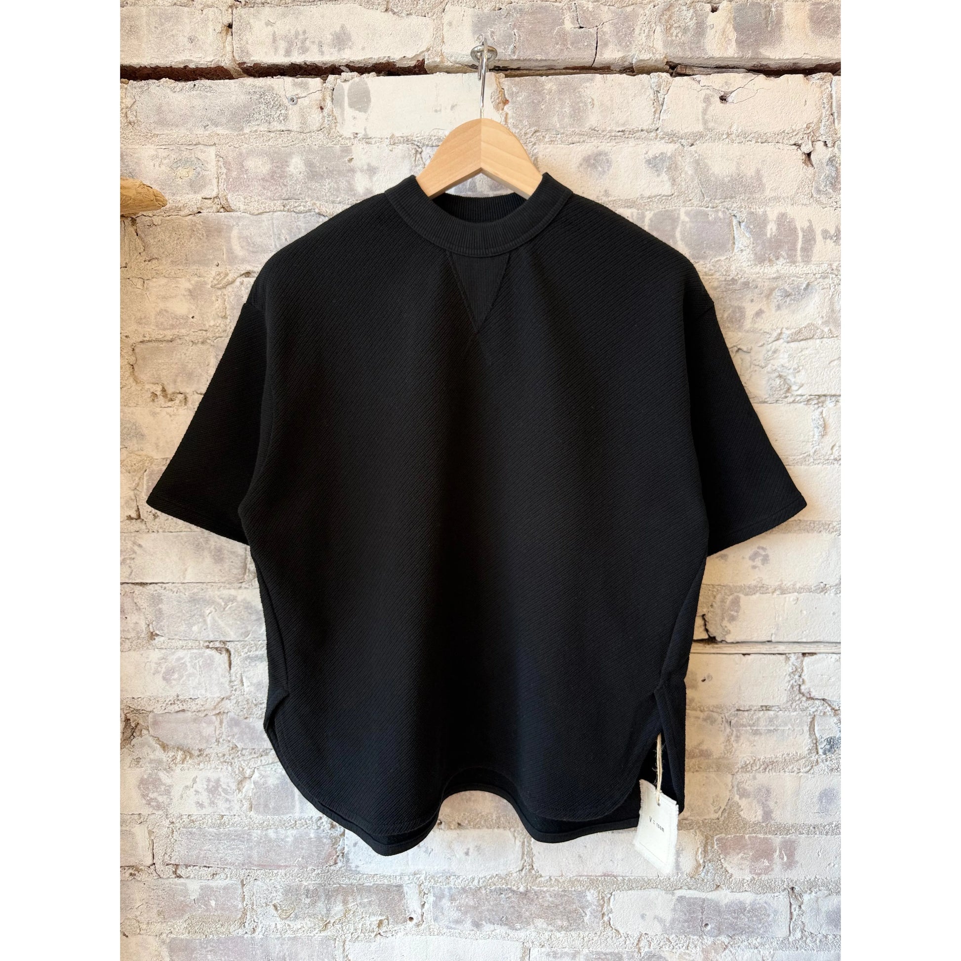 Women's black V::Room SS Cotton Mesh Crew Tee, lightweight and breathable cotton mesh fabric, casual short-sleeve T-shirt.