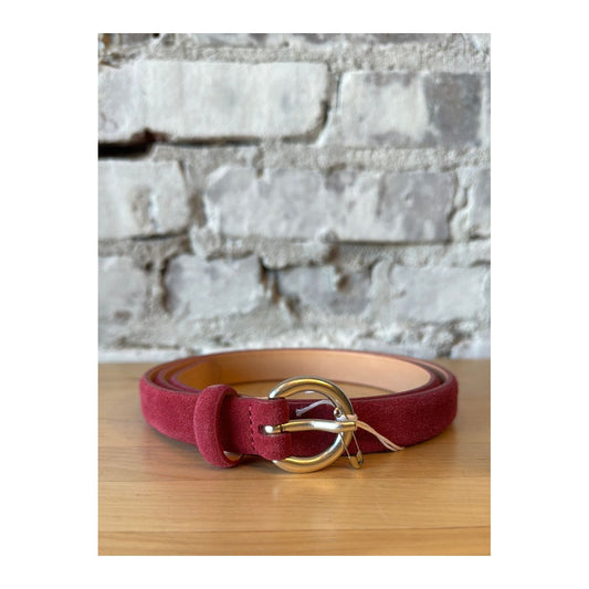 Women's raspberry pink suede belt by Closed, 70 cm, stylish and soft accessory for casual and dressy outfits.