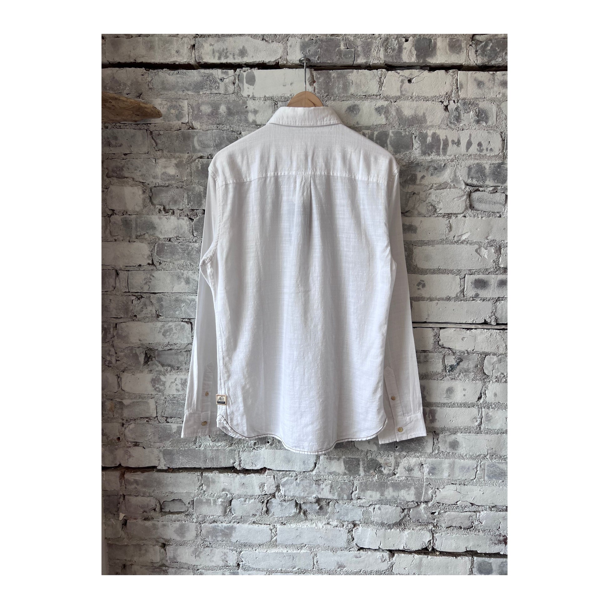 White men's Brian Slub shirt by Surfside Supply, showcasing lightweight, textured cotton fabric and casual fit.