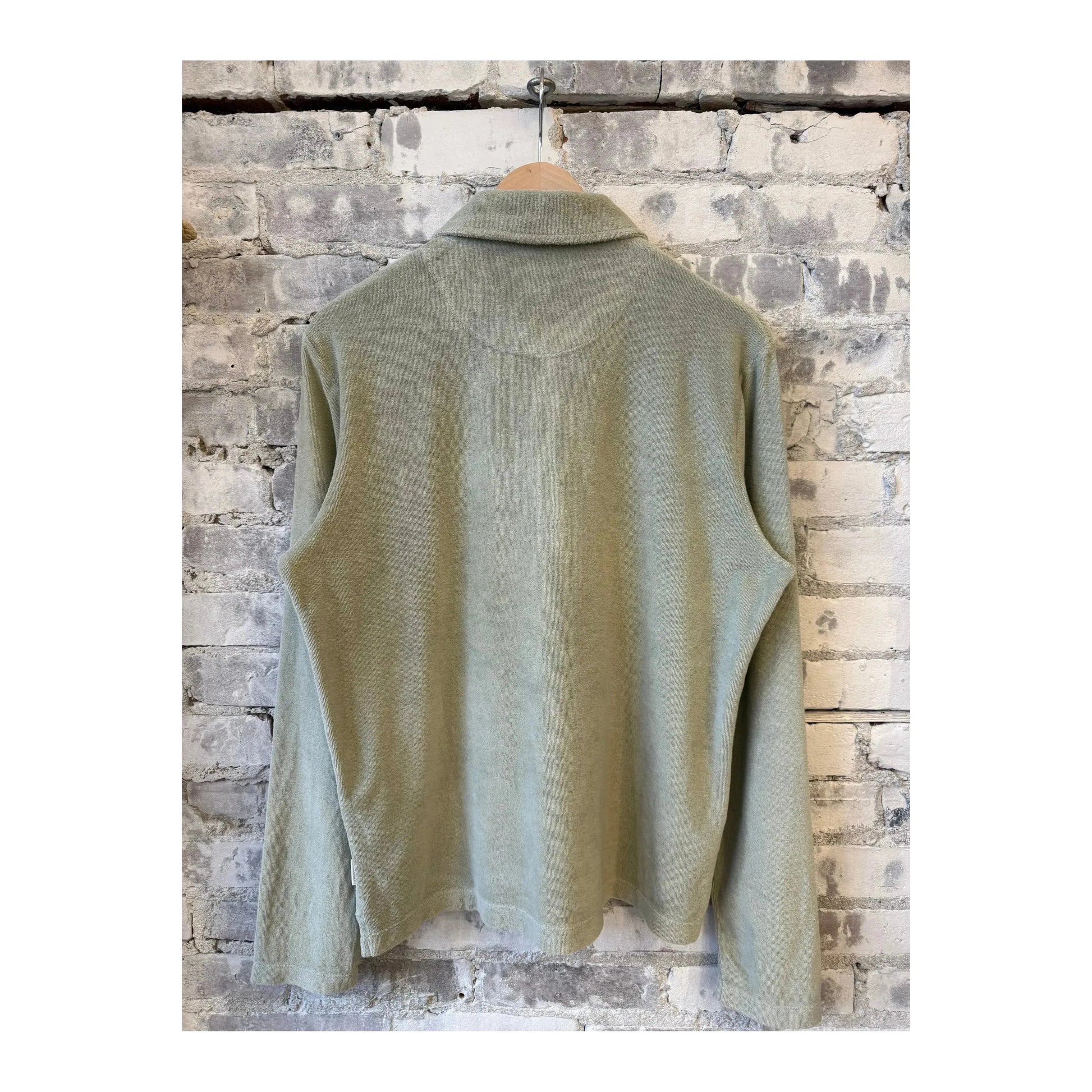 Closed Men's Terry Toweling Polo Shirt in Cloud Grey, showcasing a casual men's polo with terry fabric and a classic collar.
