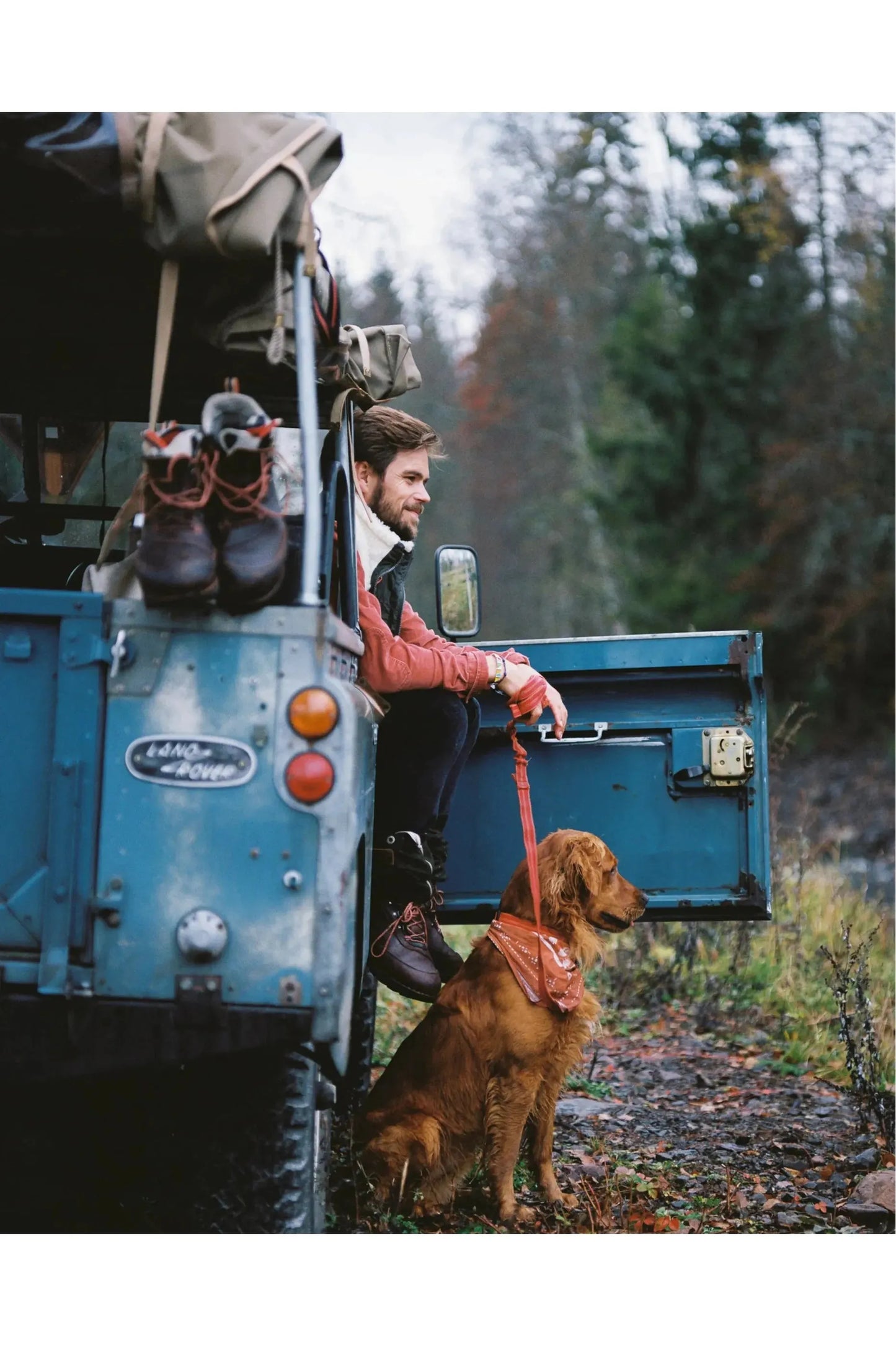 Men's Ranger Velvet Half-Zip Shirt - Faded Navy - DUNE + SALT