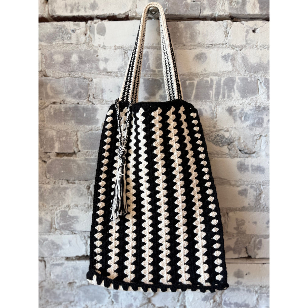 ELEVEN SIX Vera crochet tote bag for women in ivory and black, featuring a stylish woven design and spacious interior.
