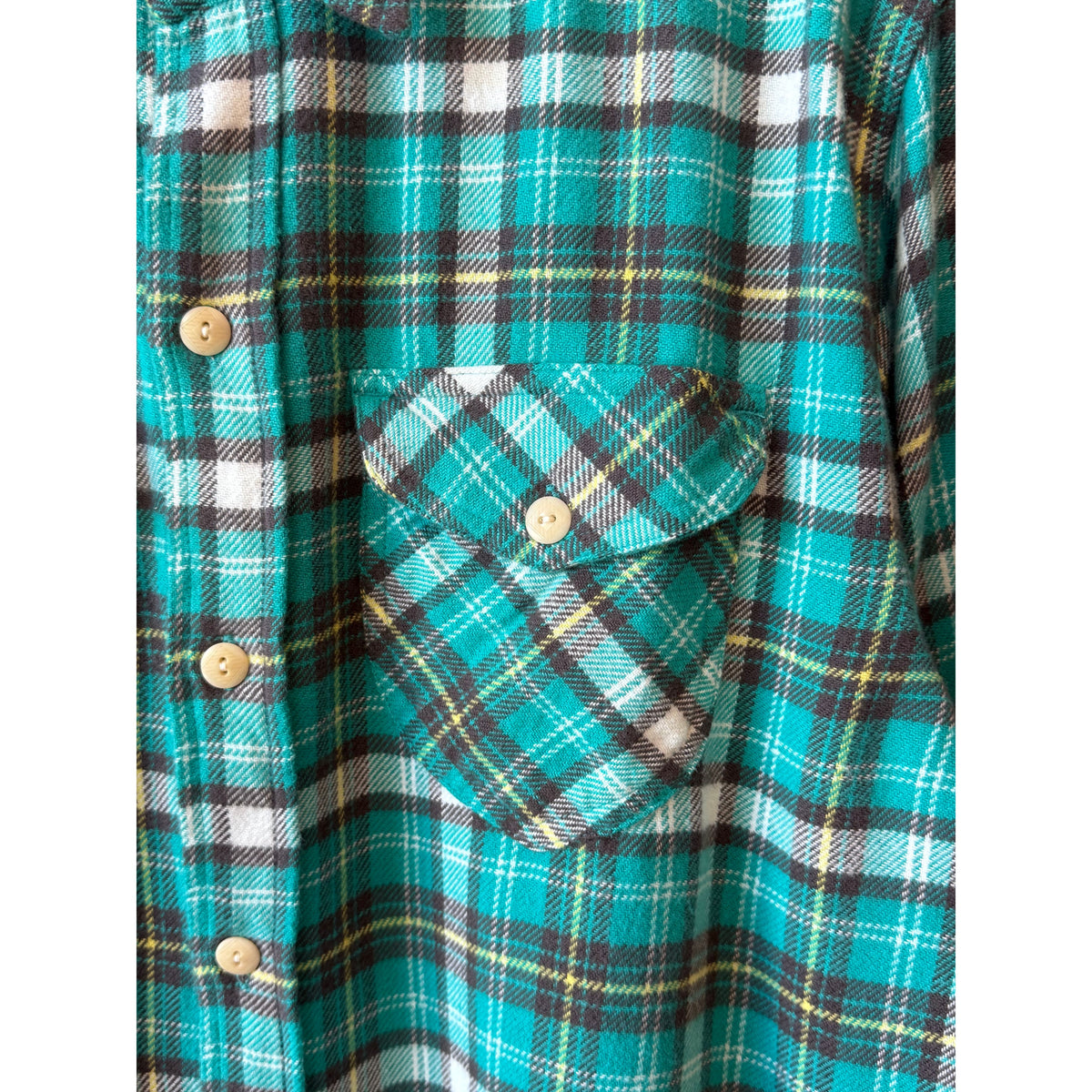Men's Wythe washed flannel workshirt in Thousand Lakes Plaid featuring a rugged plaid pattern and button-up front.