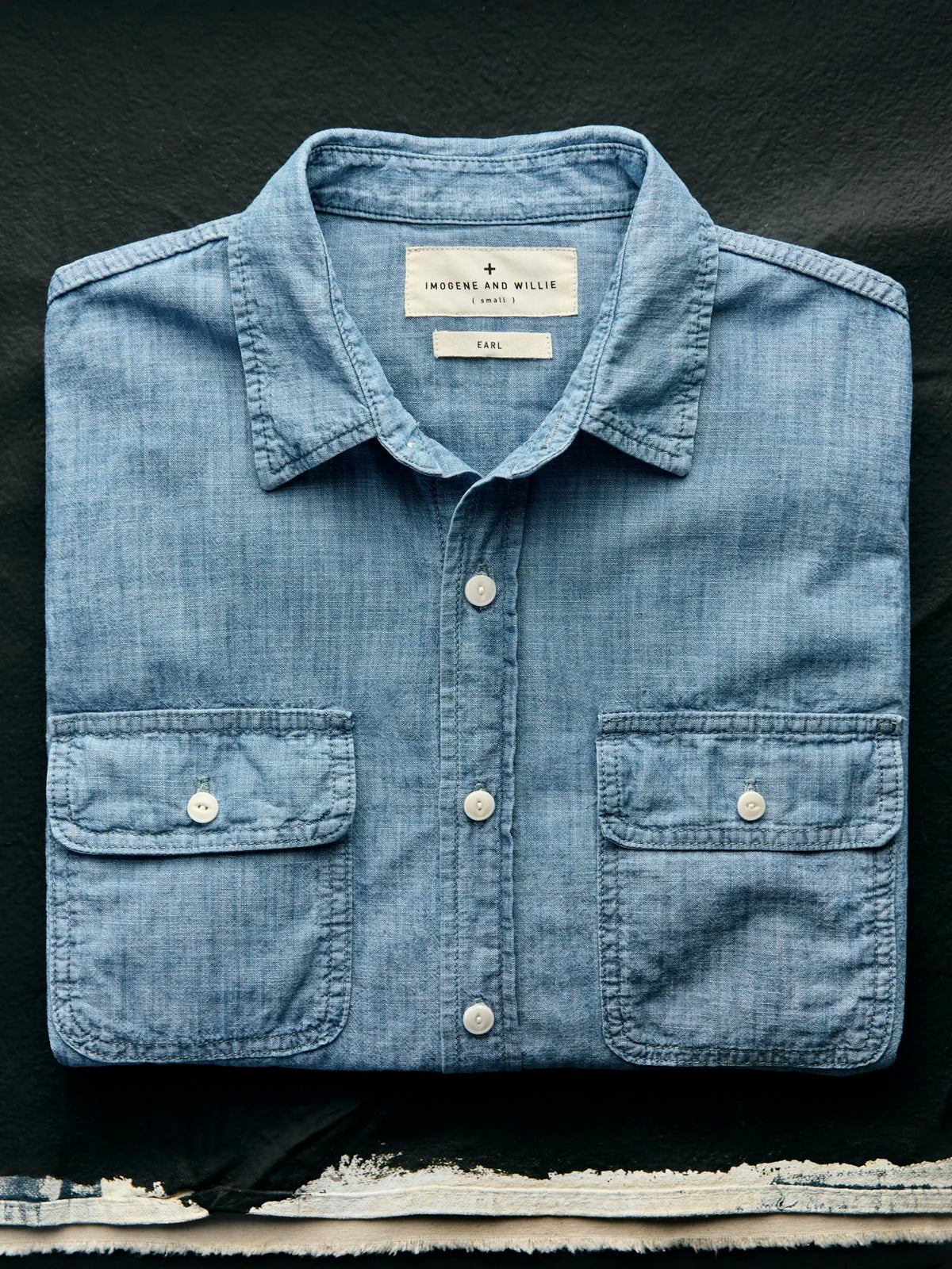 imogene + willie Earl Chambray 2-Pocket Workshirt - Chambray Blue Slate Gray