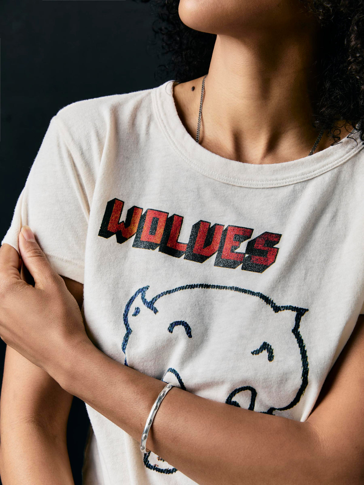 Wolves Drop Tee - Vintage White