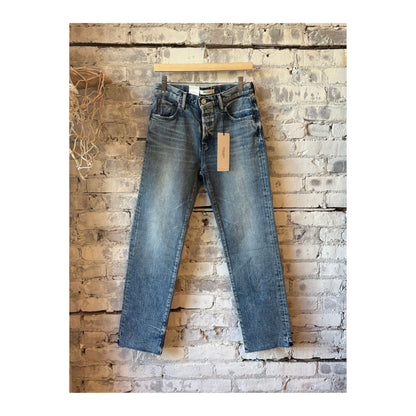 Women's Moussy Williamsville Straight Jean with classic denim wash and straight-leg fit, shown on a model.