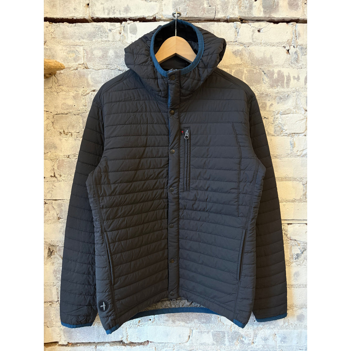 Men's Windzip Hood by Relwen in black fade, featuring a stylish zip-up design with a sleek, modern look and comfortable fit.