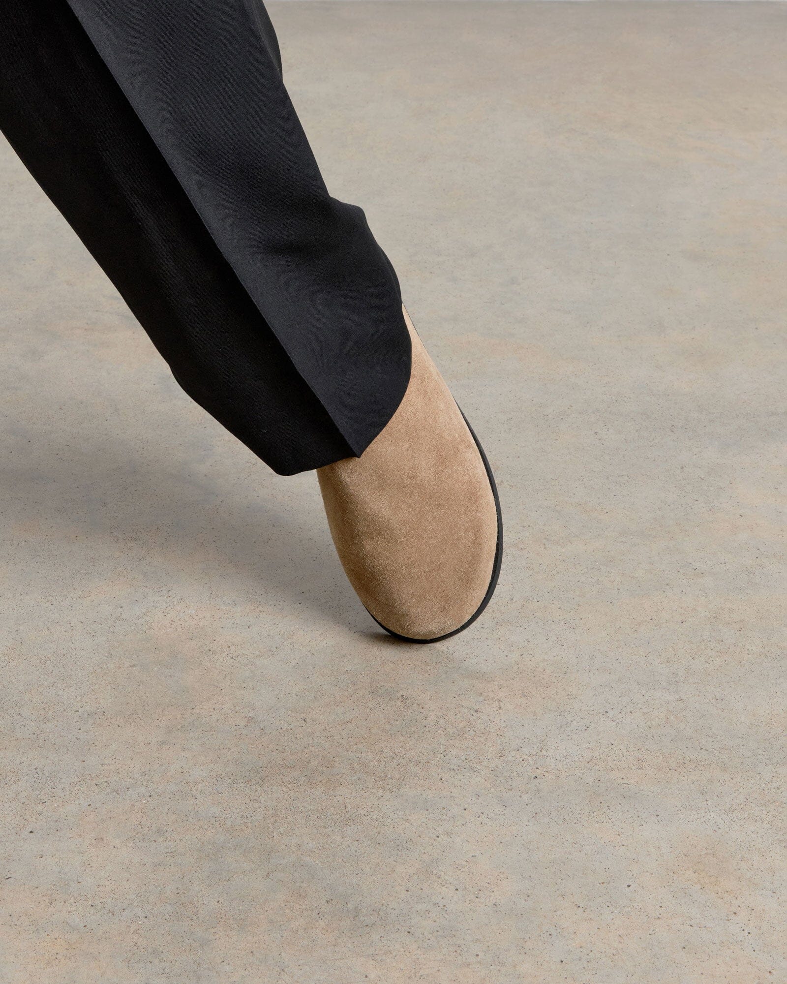 Vico Mule, Caramel Suede — lifestyle
